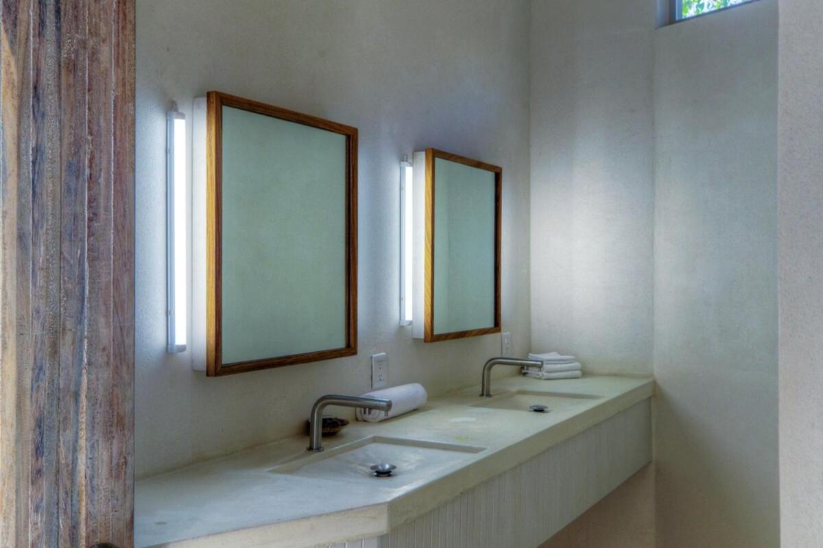 ホテル Casa Cascada - Adults Only プエルト・エスコンディード エクステリア 写真