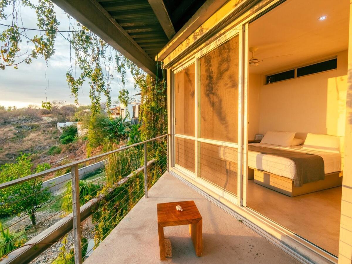 ホテル Casa Cascada - Adults Only プエルト・エスコンディード エクステリア 写真